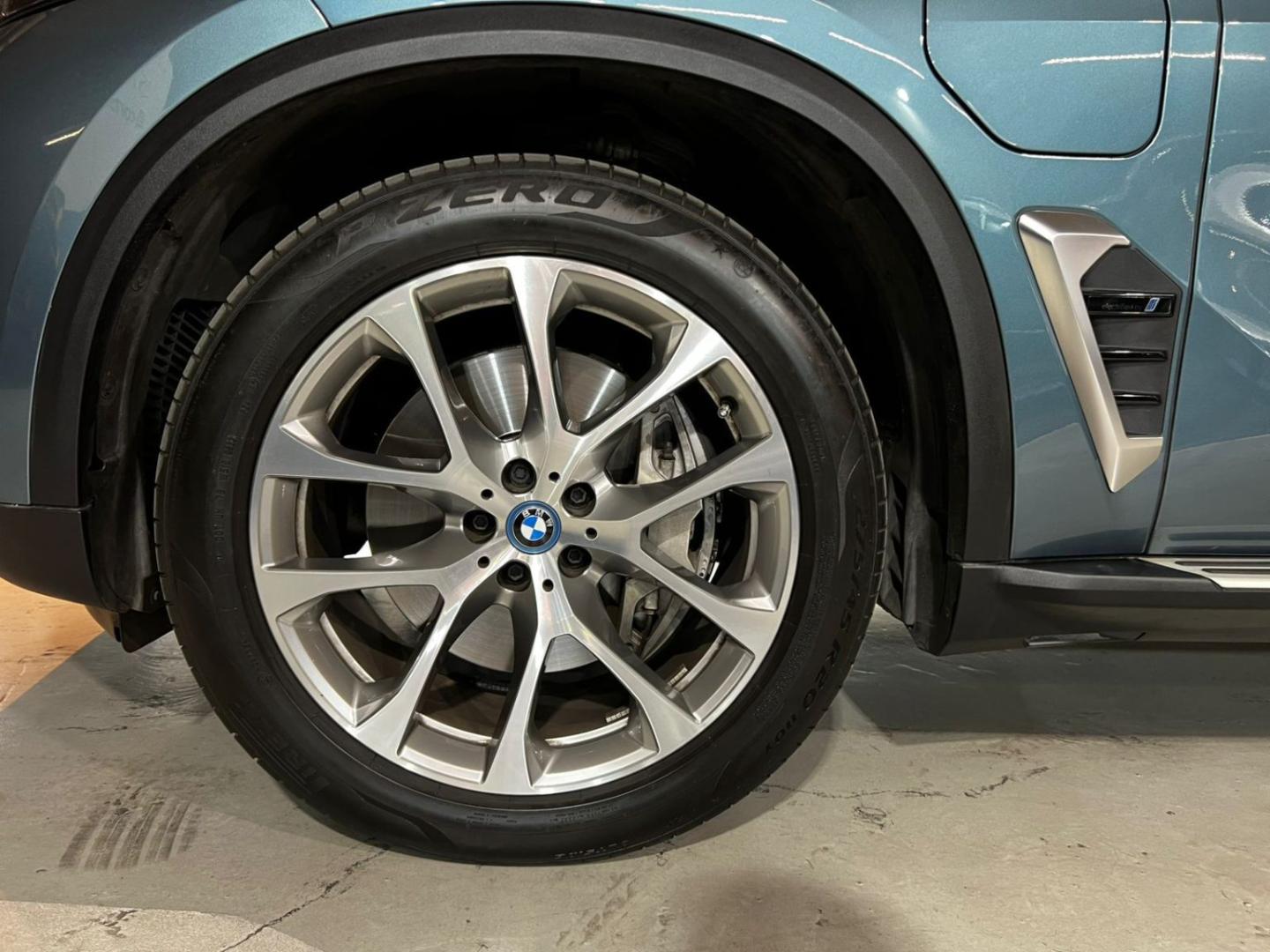 BMW X5 — foto 10 de 25