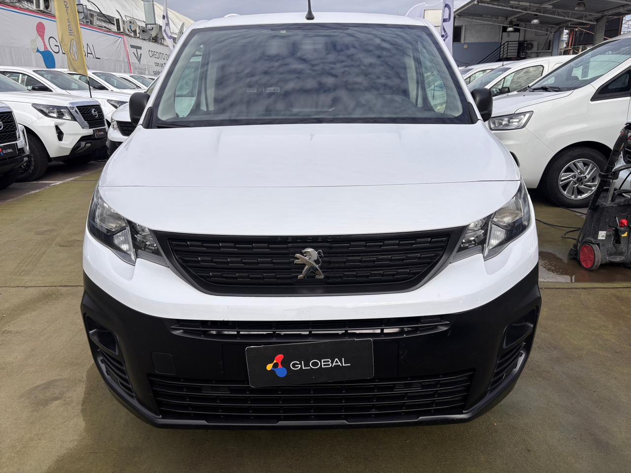 Peugeot Partner — foto 2 de 8