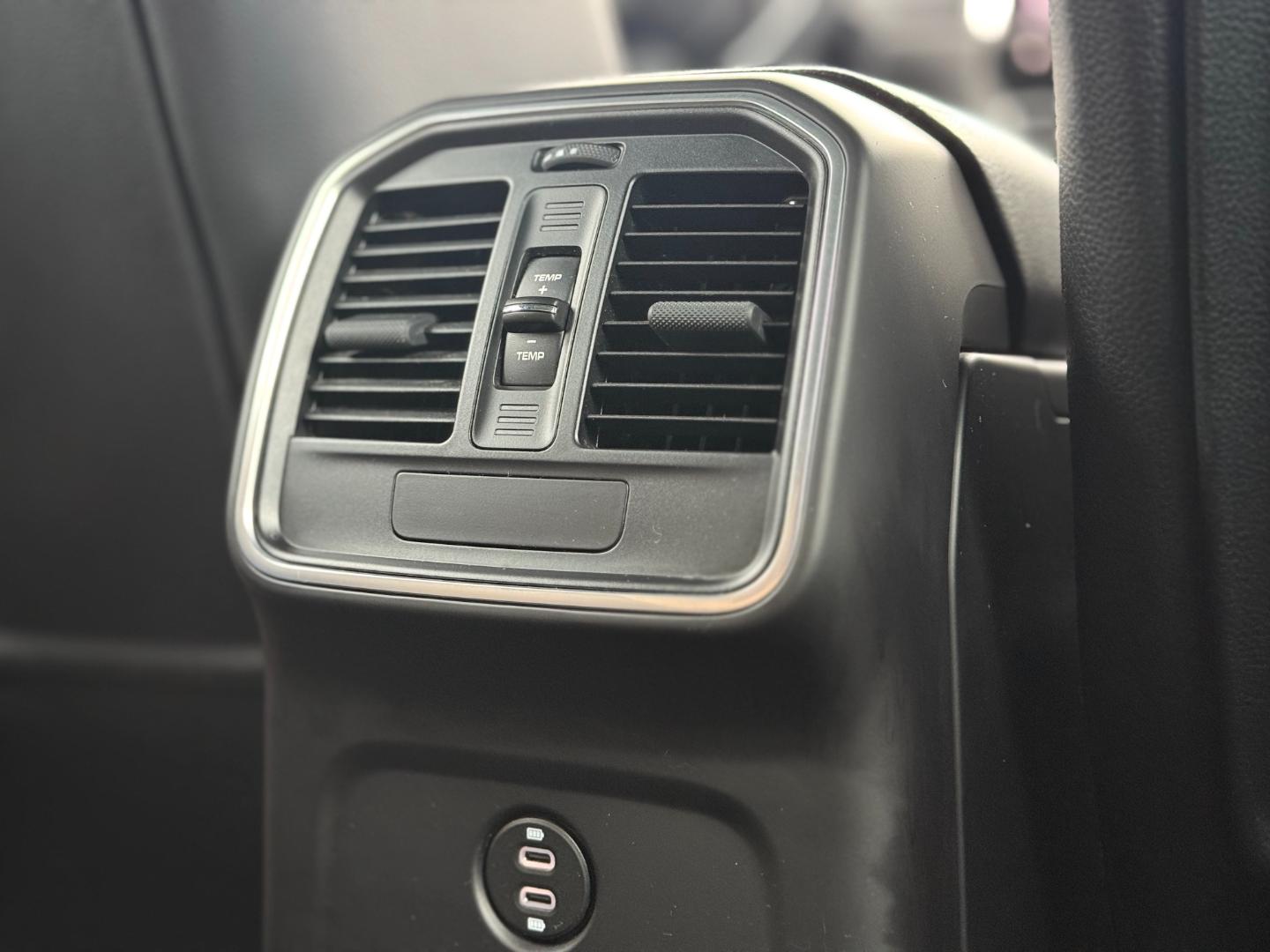 Porsche Macan — foto 18 de 19