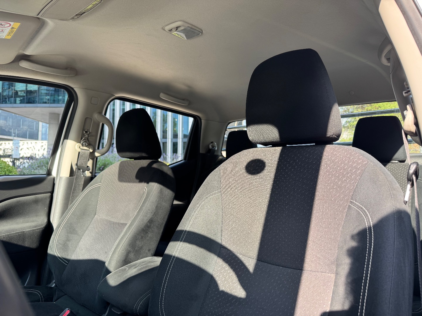 Nissan Np300 — foto 13 de 18