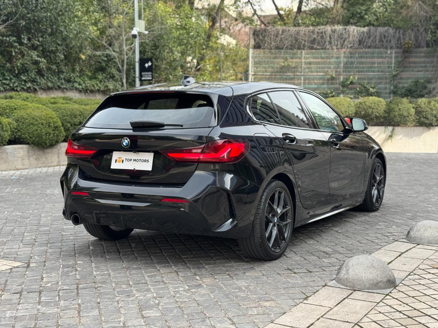 BMW 118I — foto 4 de 19
