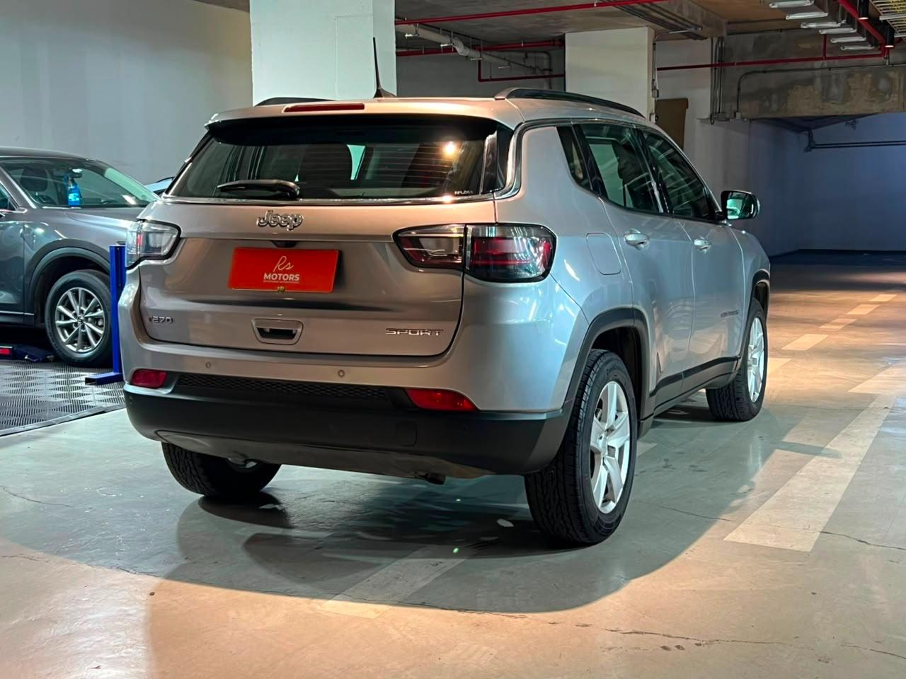 Jeep Compass — foto 4 de 20