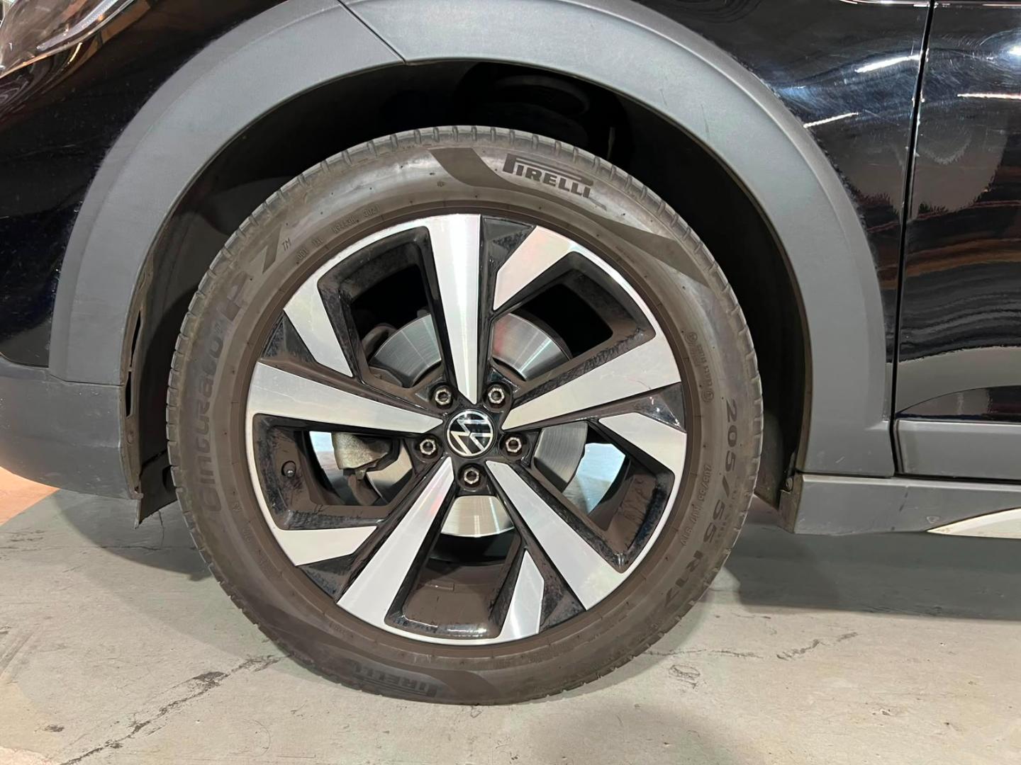 Volkswagen Nivus — foto 9 de 20