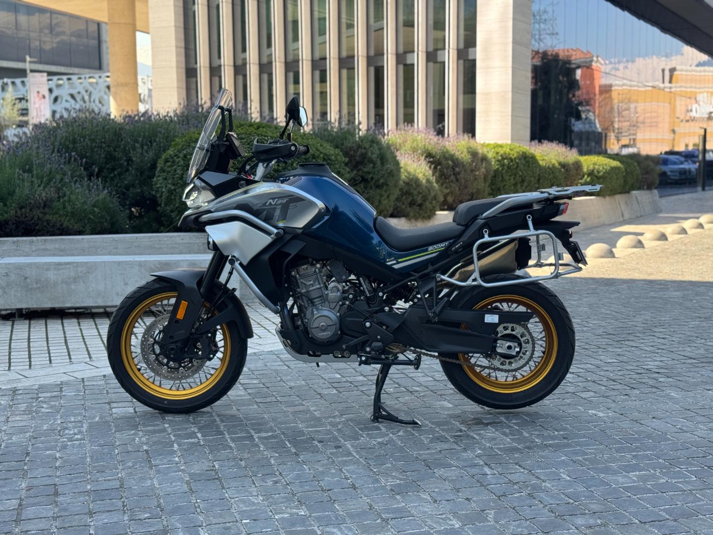 CFMoto 800 — foto 8 de 16