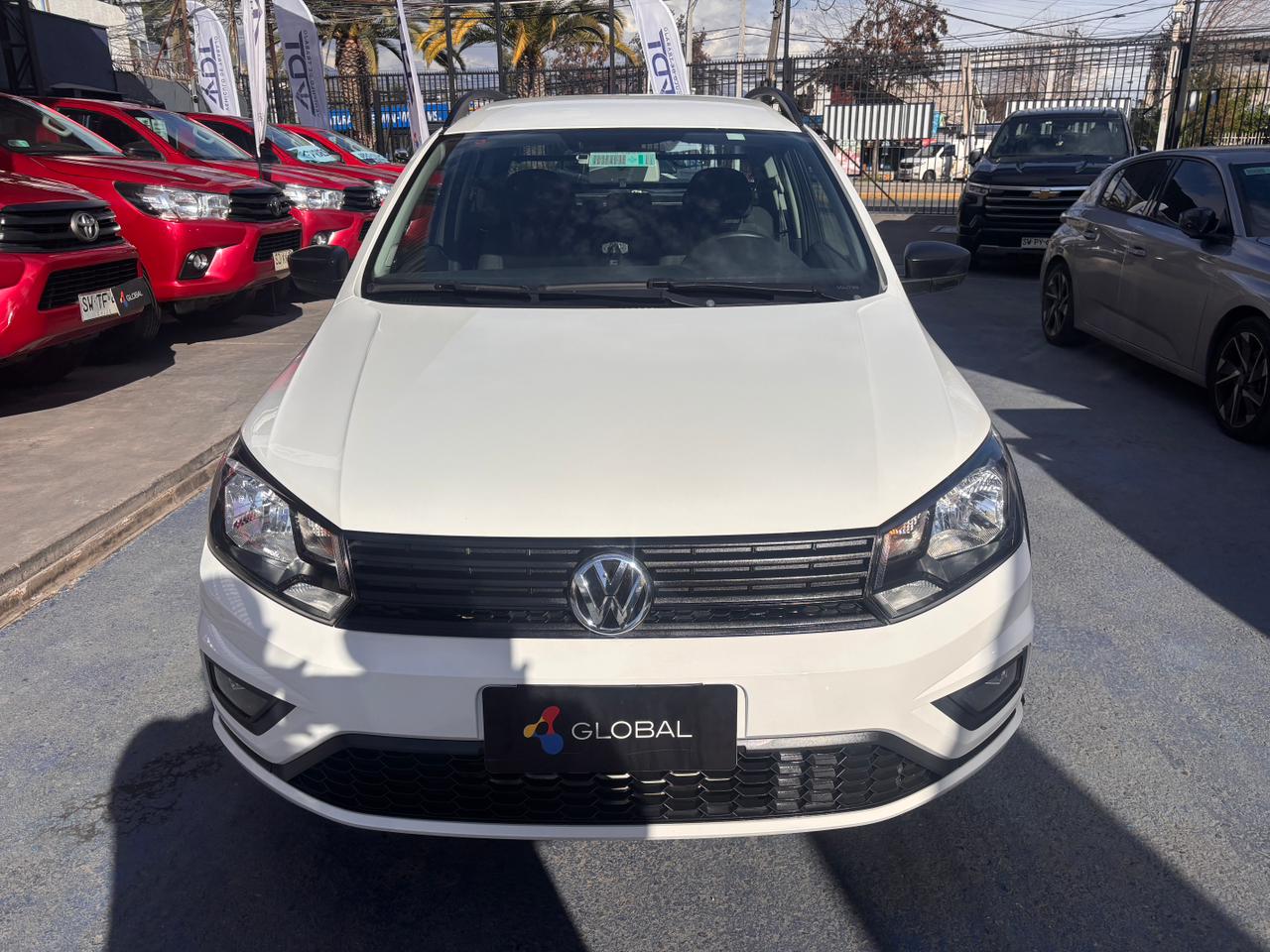 Volkswagen Saveiro — foto 2 de 8