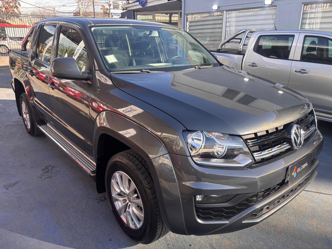 Volkswagen Amarok — foto 3 de 8