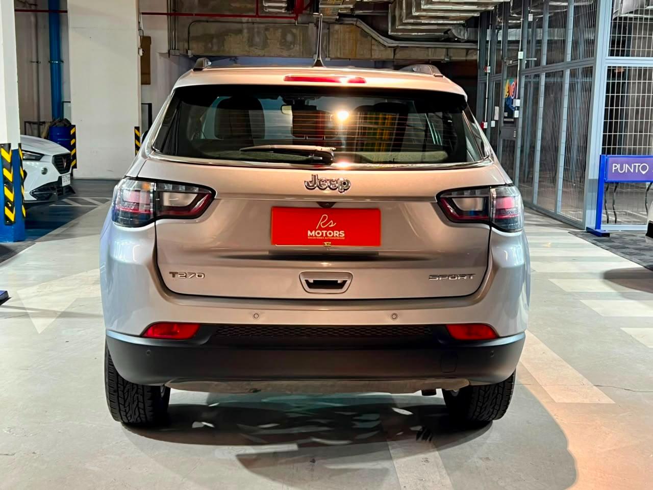 Jeep Compass — foto 5 de 20