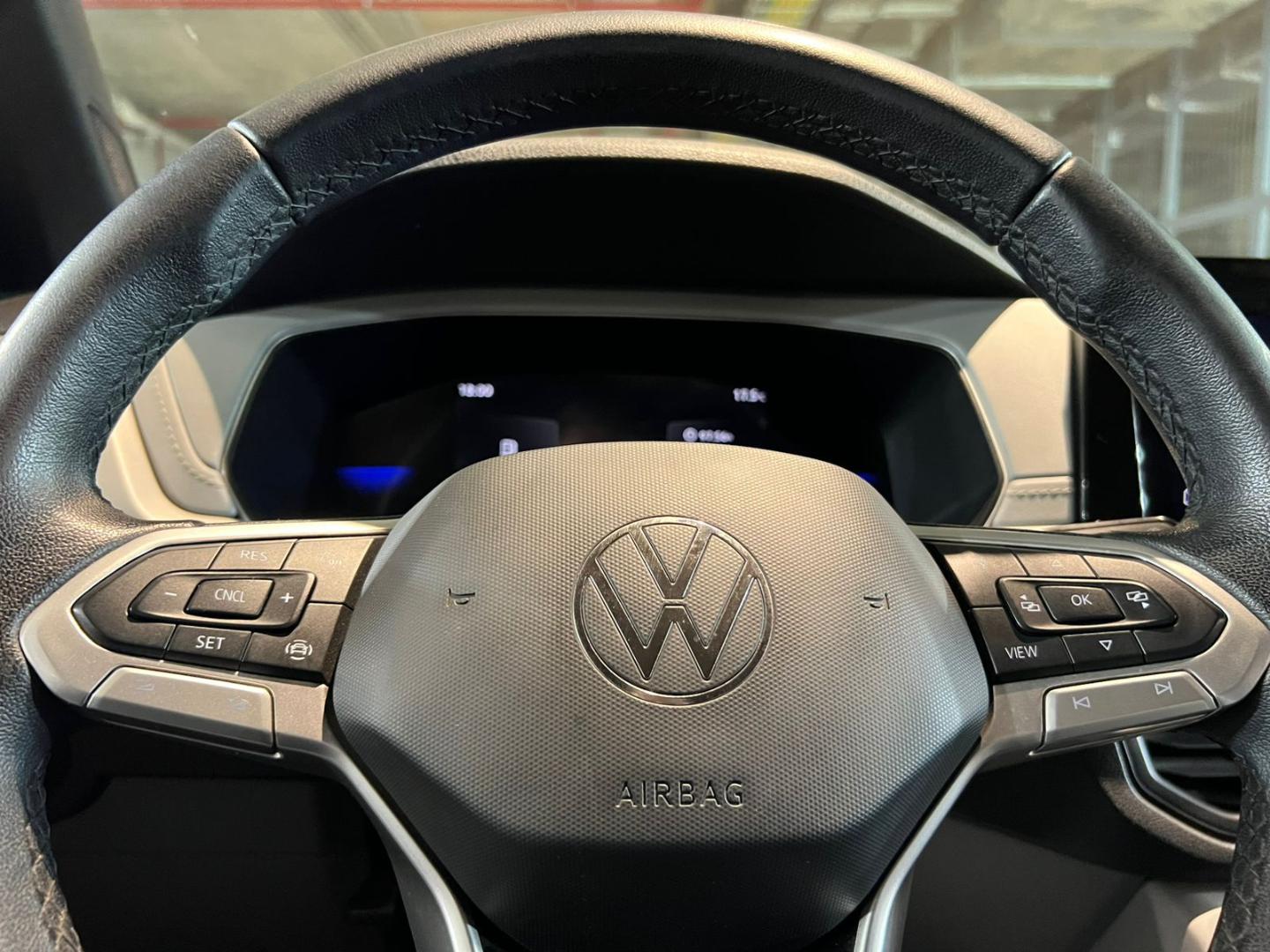 Volkswagen T-Cross — foto 12 de 23