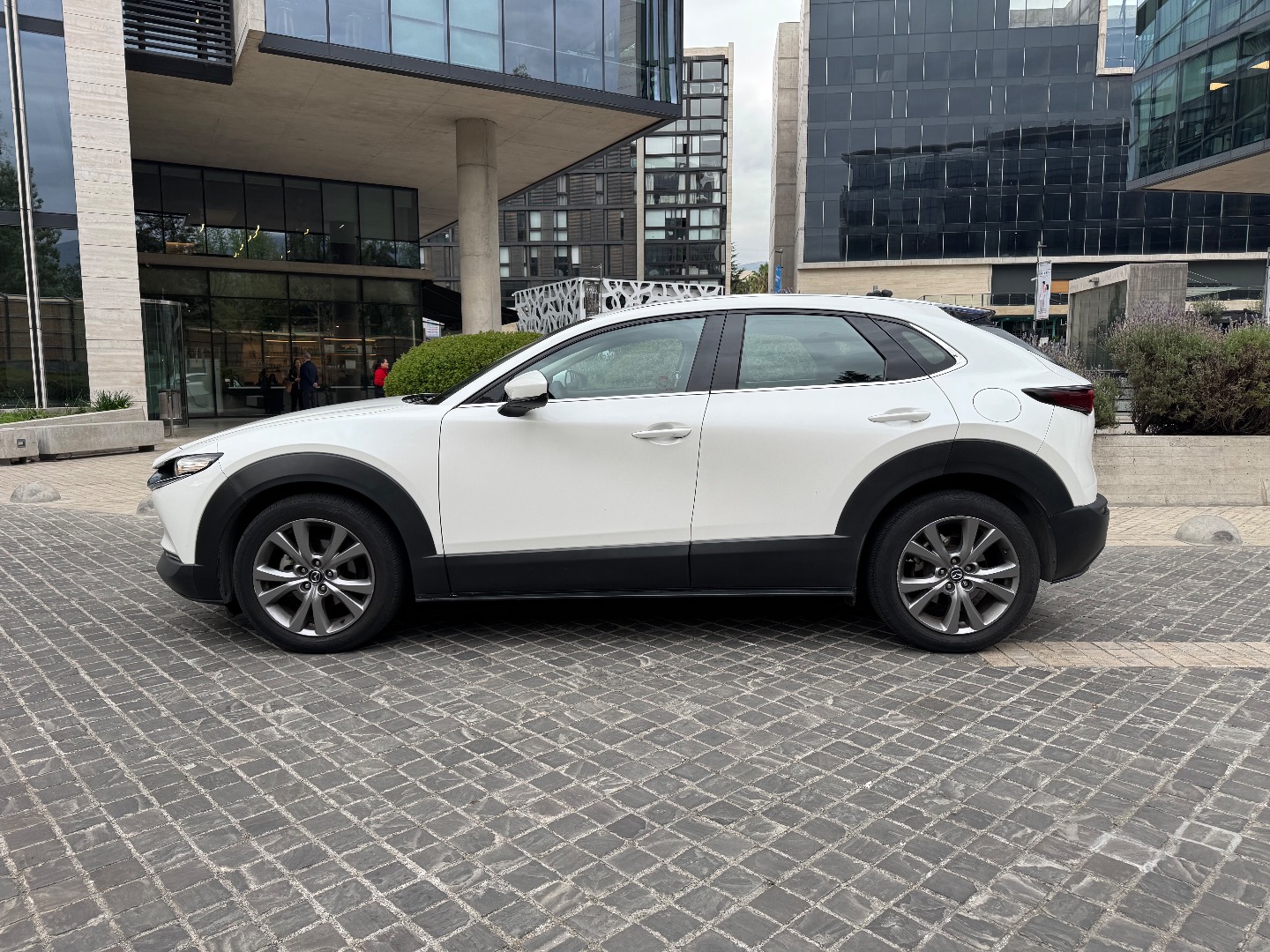 Mazda CX-30 — foto 7 de 18