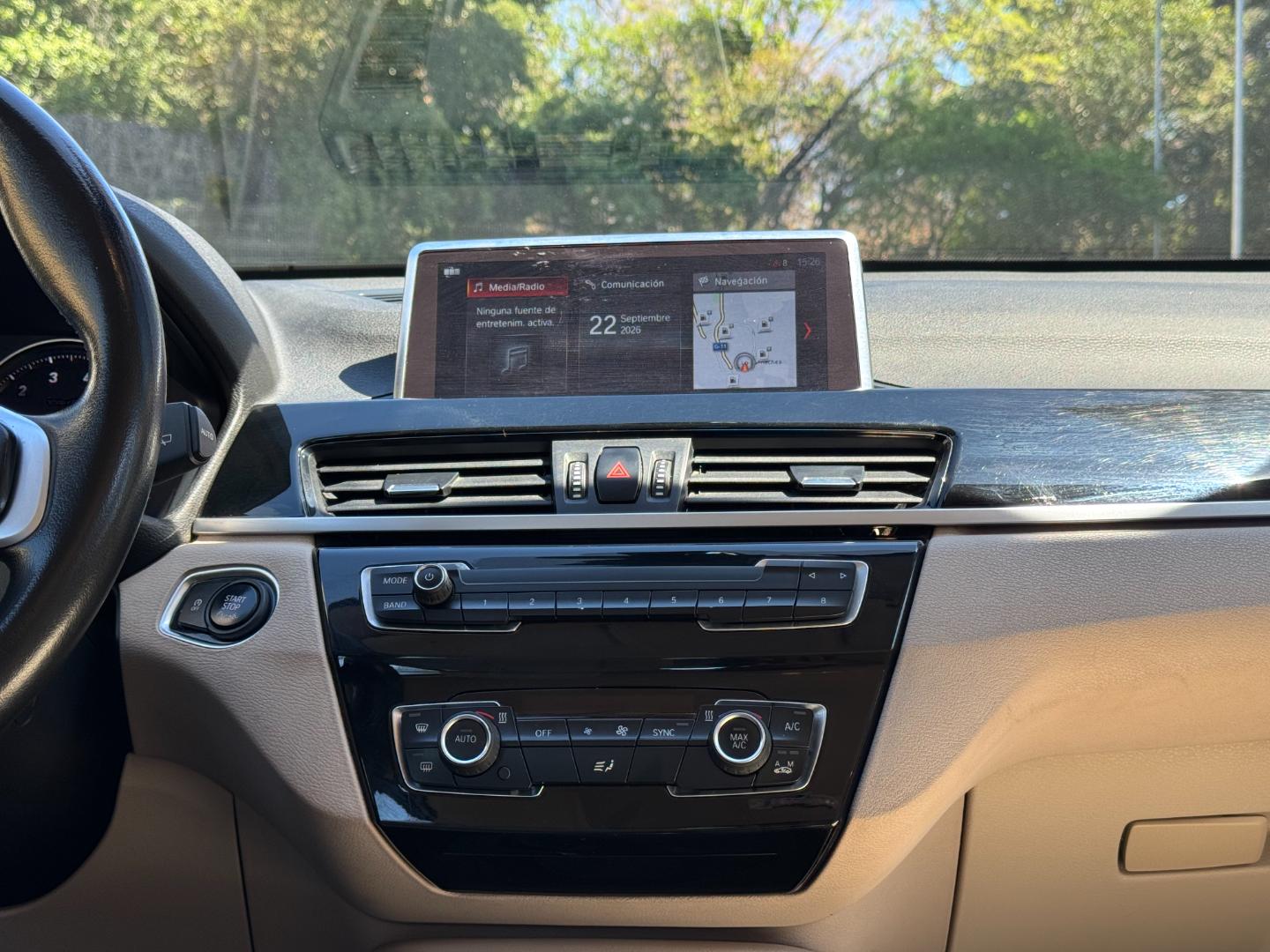 BMW X1 — foto 12 de 18