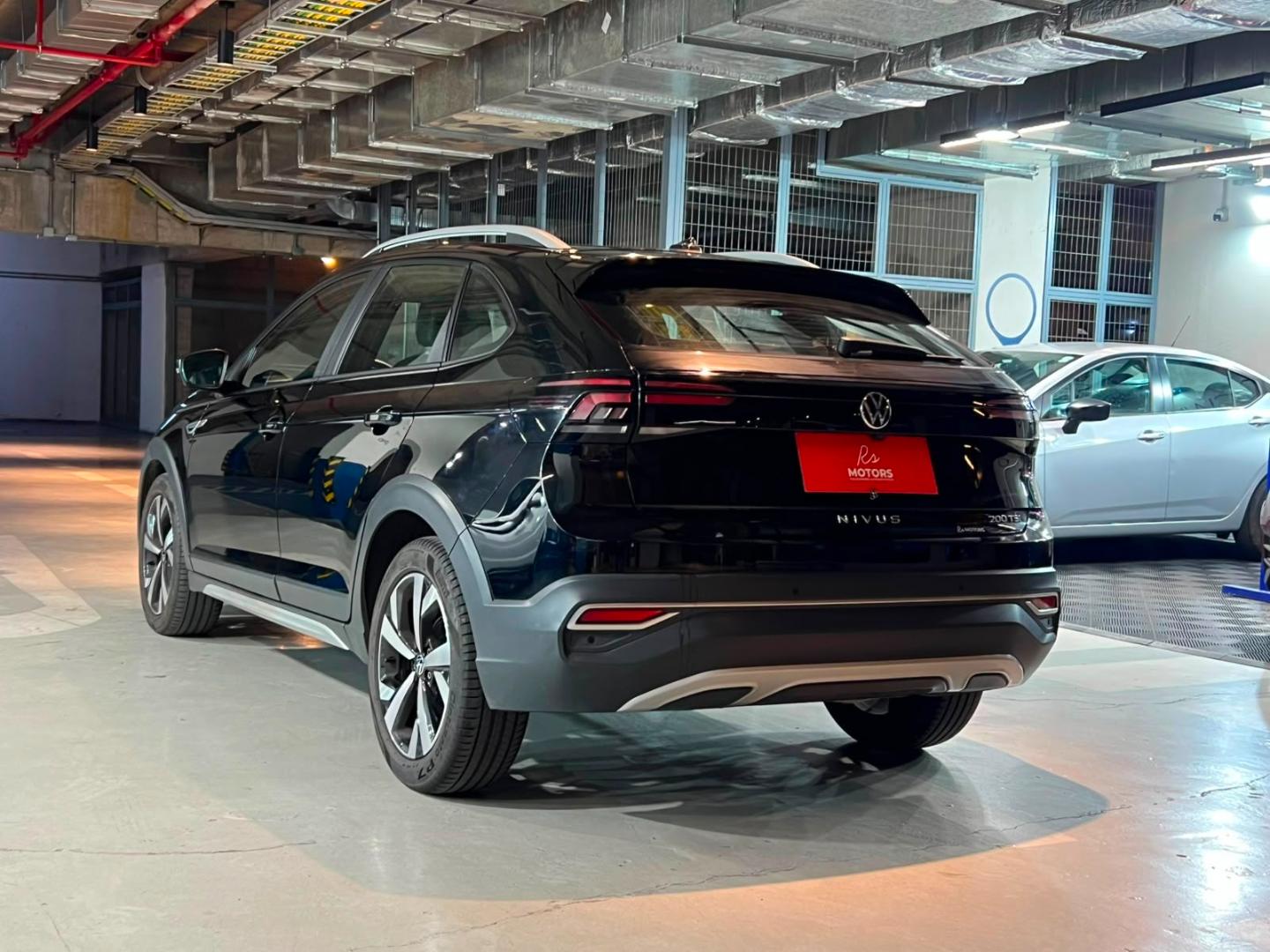 Volkswagen Nivus — foto 6 de 20