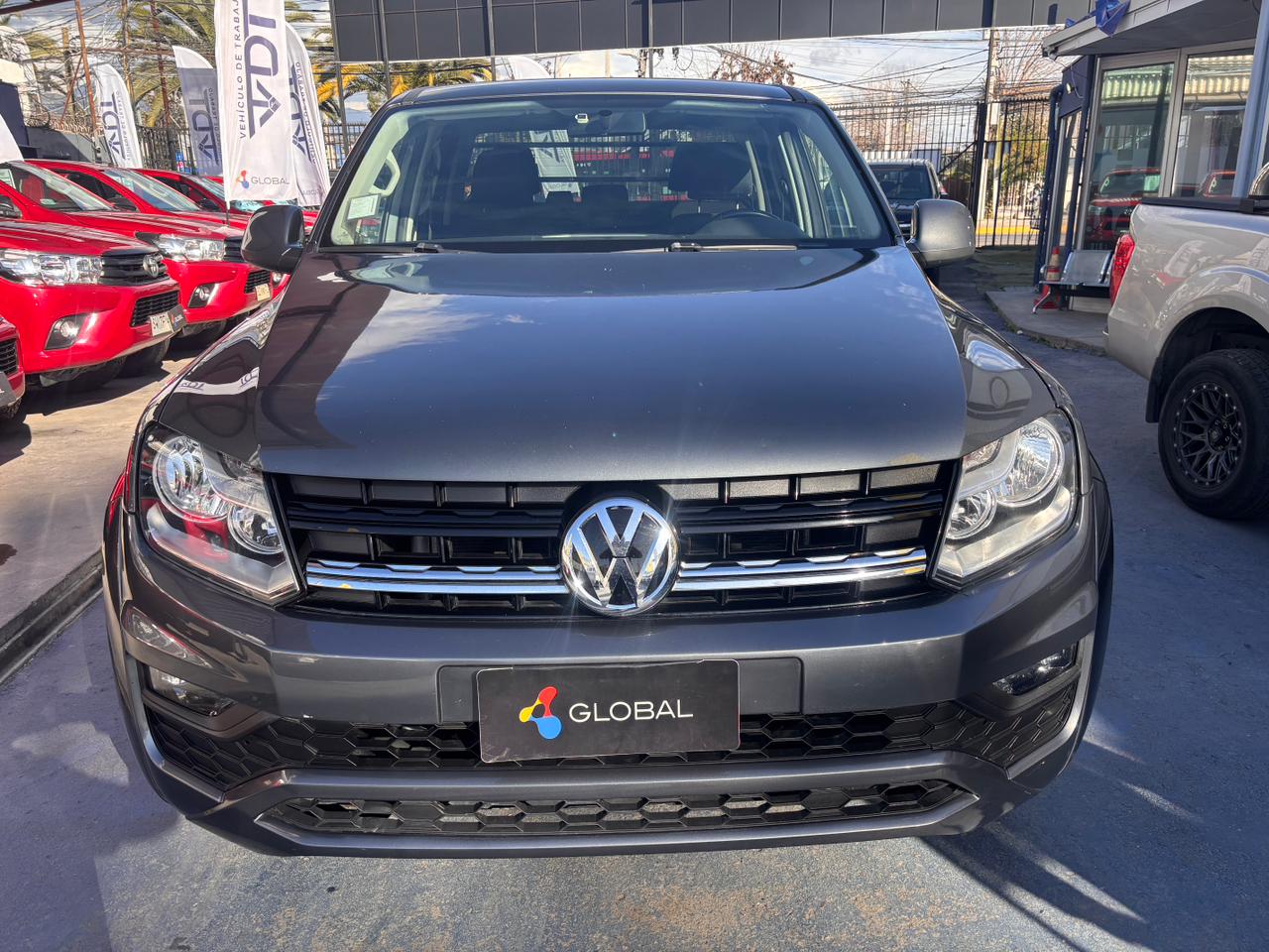 Volkswagen Amarok — foto 2 de 8
