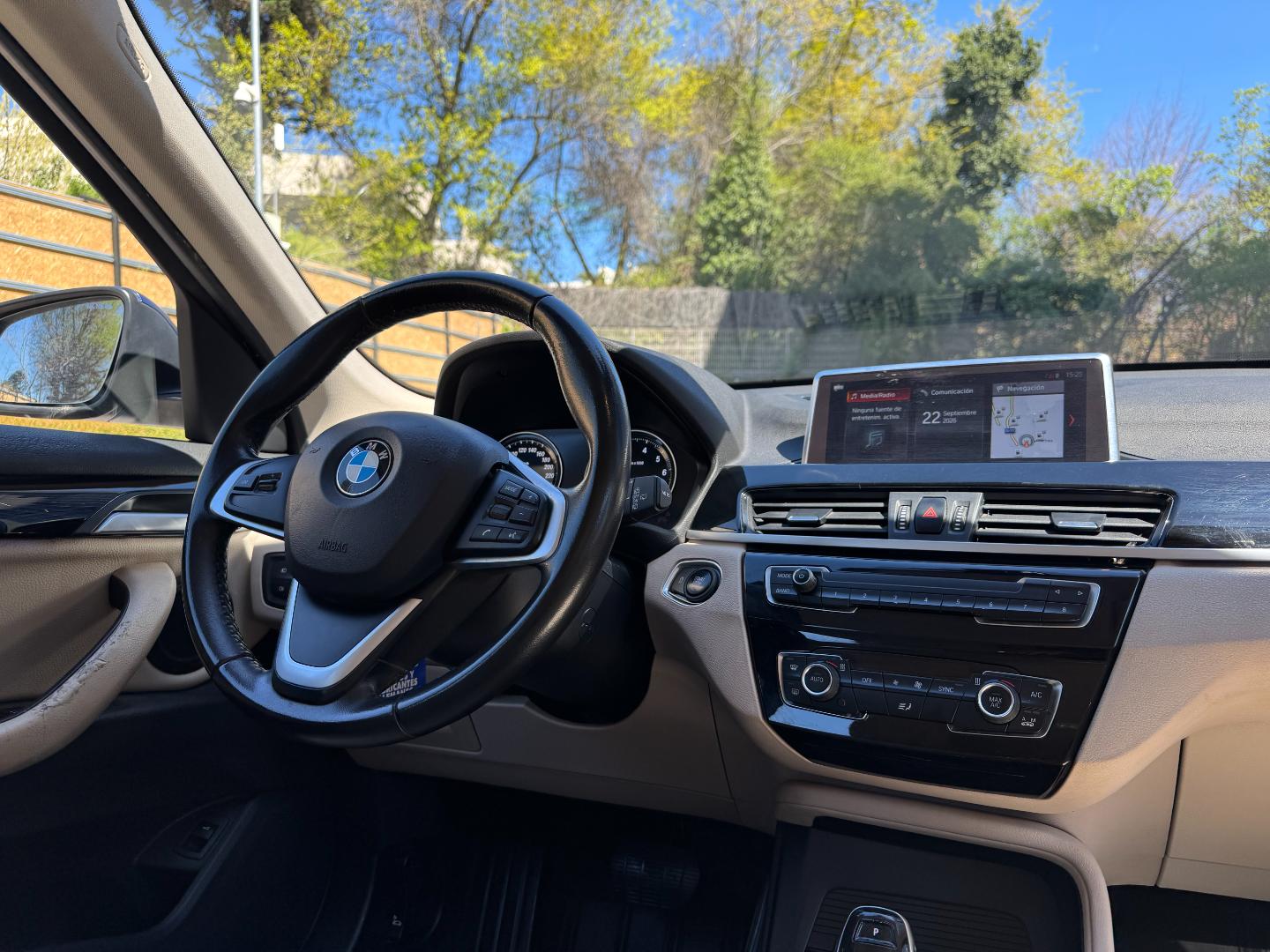 BMW X1 — foto 9 de 18