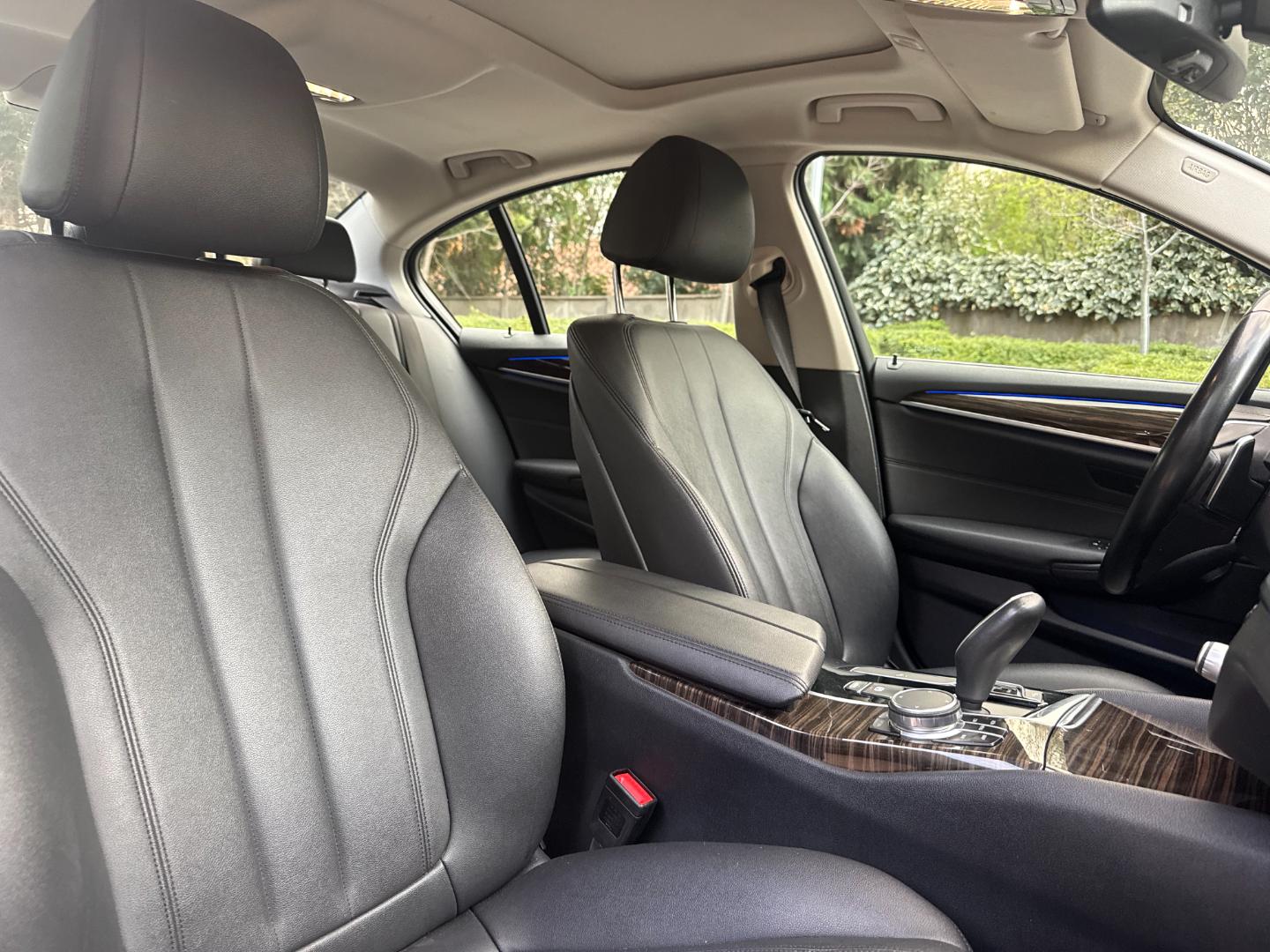 BMW 520I — foto 17 de 19