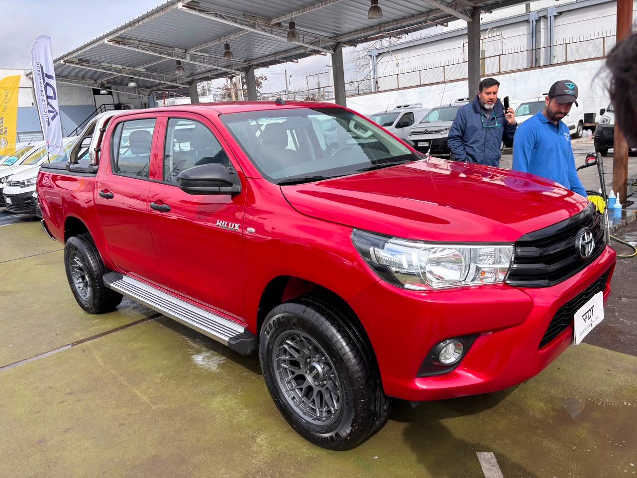 Toyota Hilux — foto 3 de 8