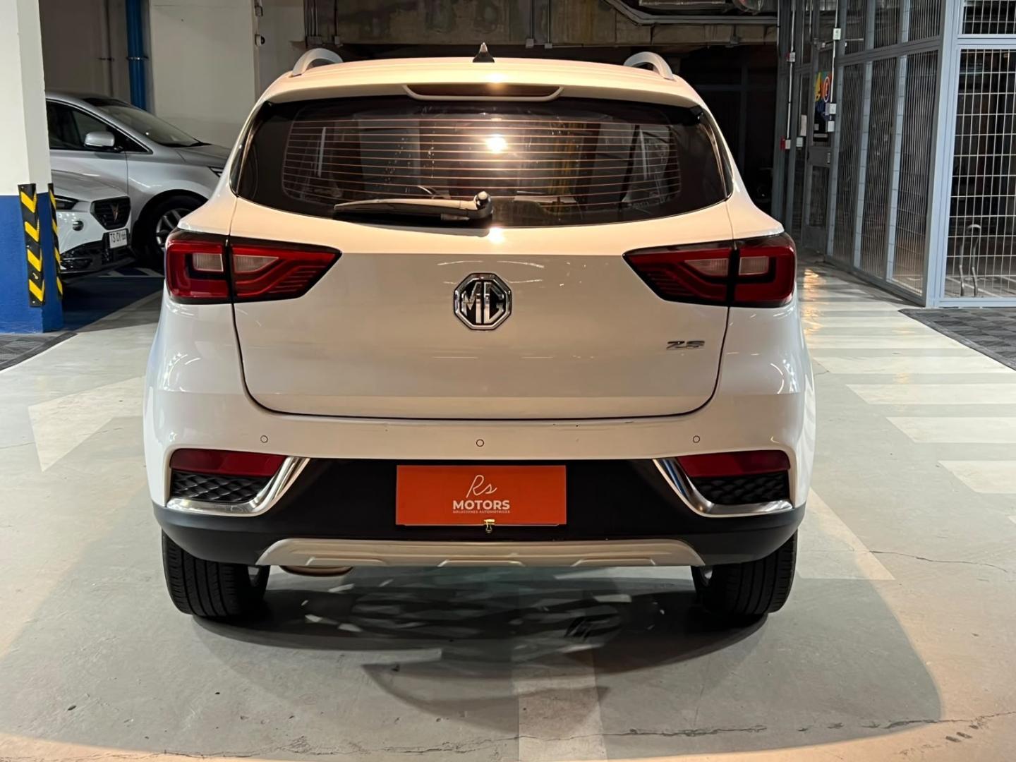 MG Zs — foto 5 de 18