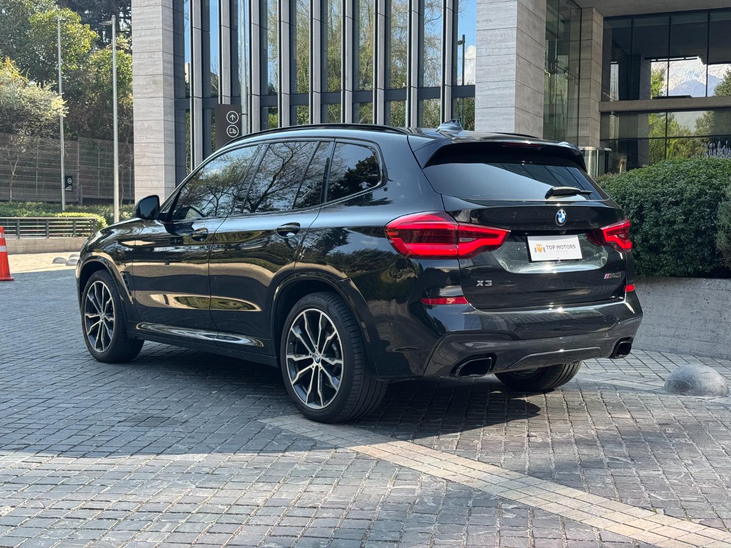 BMW X3 — foto 6 de 18