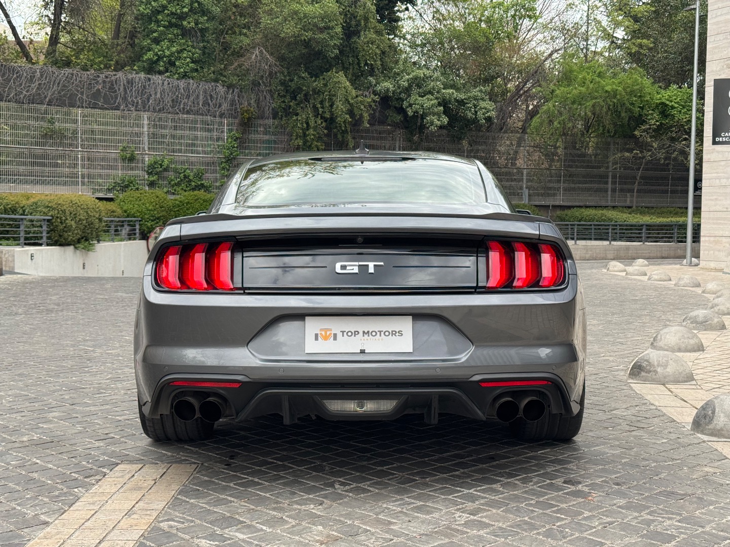 Ford Mustang — foto 5 de 19