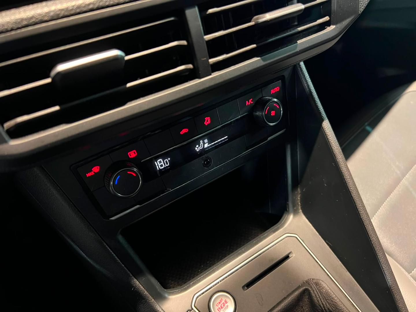 Volkswagen Nivus — foto 17 de 20