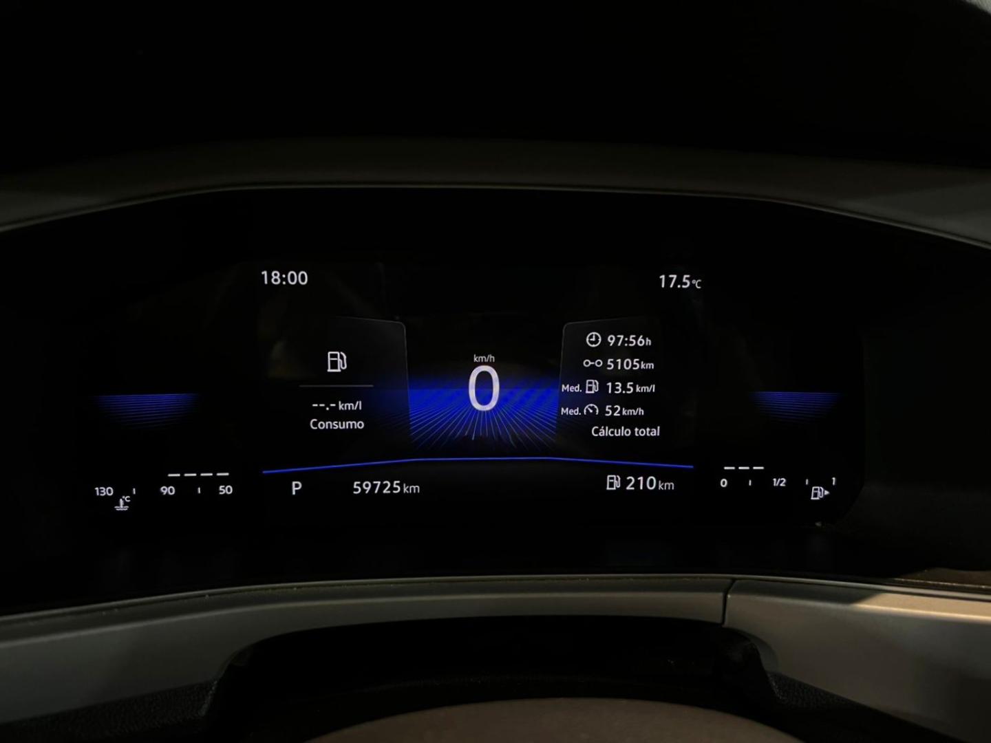Volkswagen T-Cross — foto 14 de 23