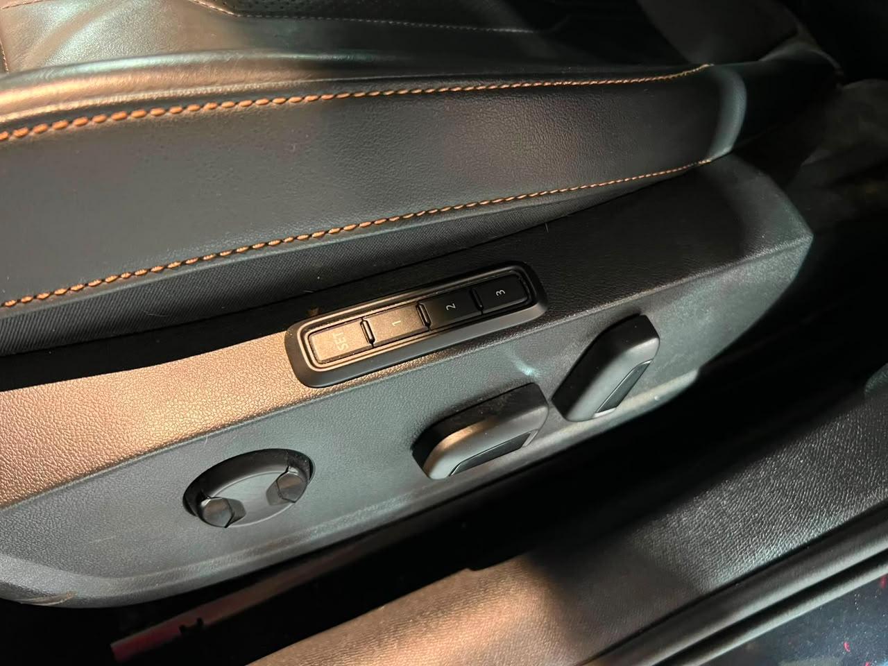 Cupra Leon — foto 20 de 21