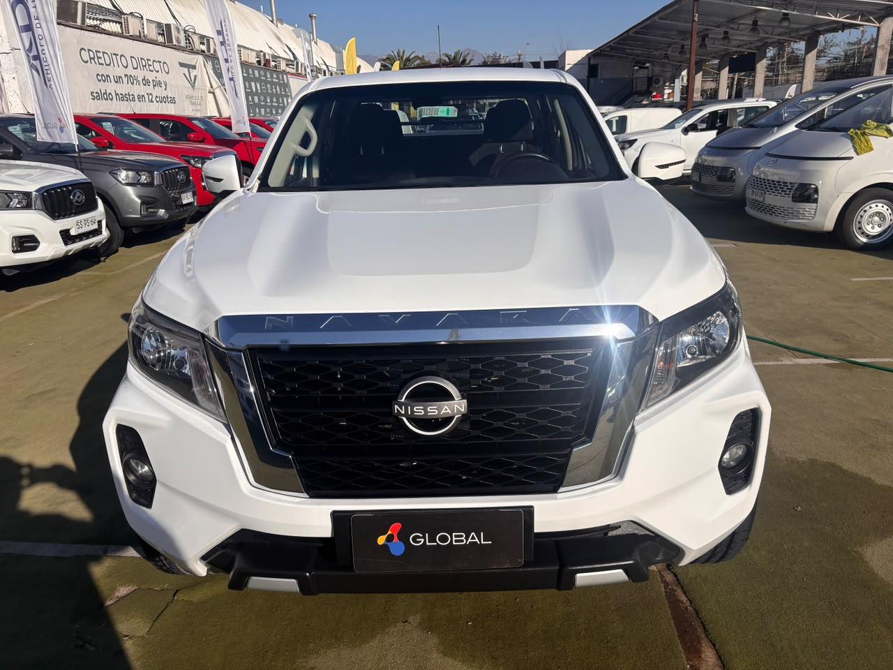 Nissan Navara D Cab — foto 2 de 8