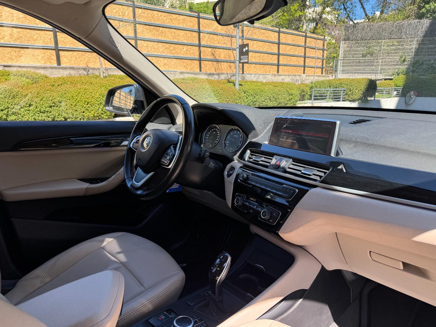 BMW X1 — foto 14 de 18