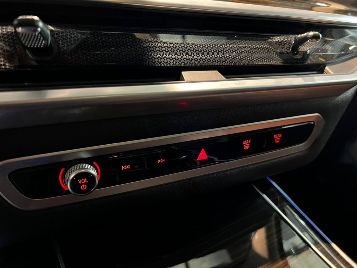 BMW X5 — foto 19 de 25