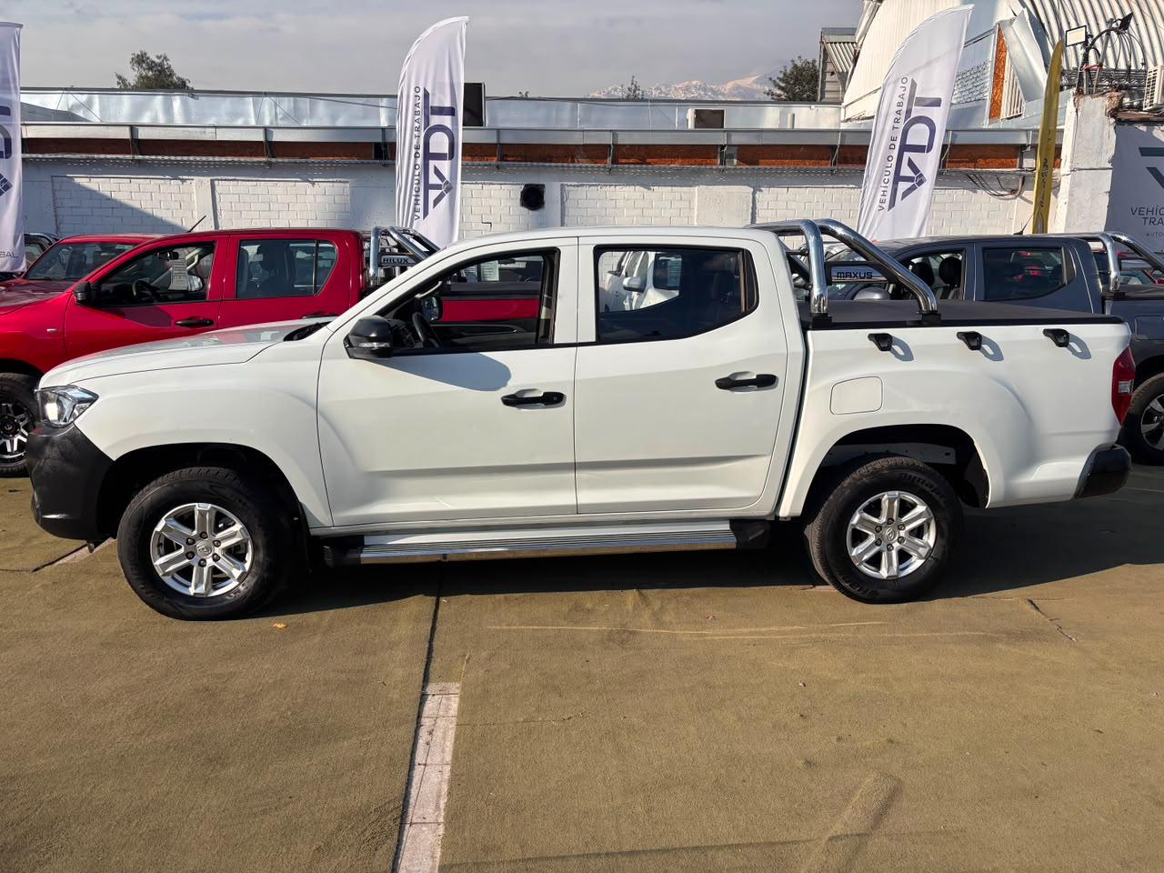 Maxus T60 — foto 5 de 8
