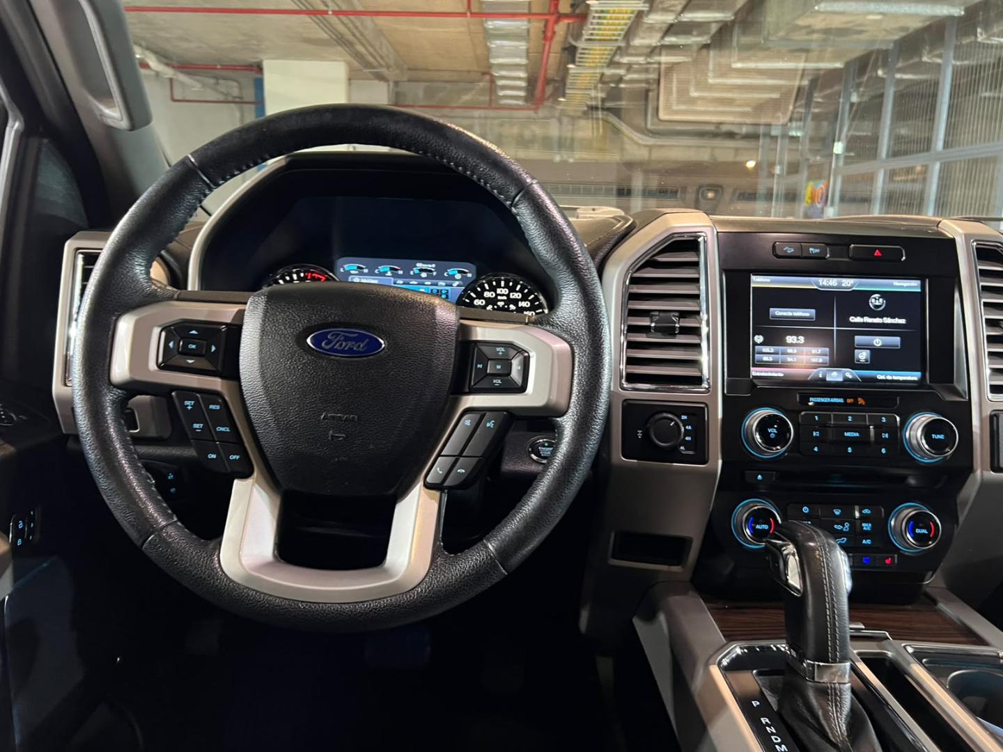 Ford F-150 — foto 12 de 23
