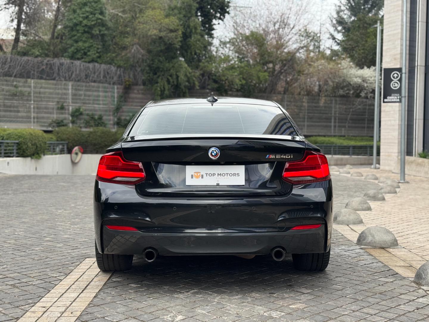 BMW M240I — foto 5 de 19