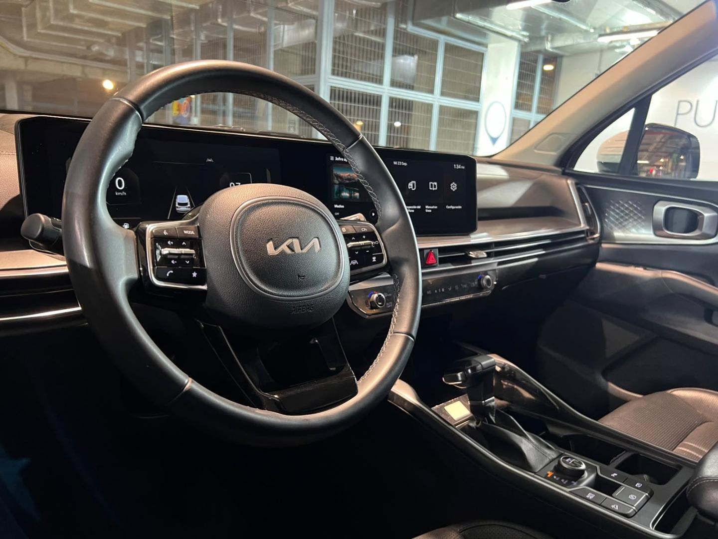 KIA Sorento — foto 9 de 22
