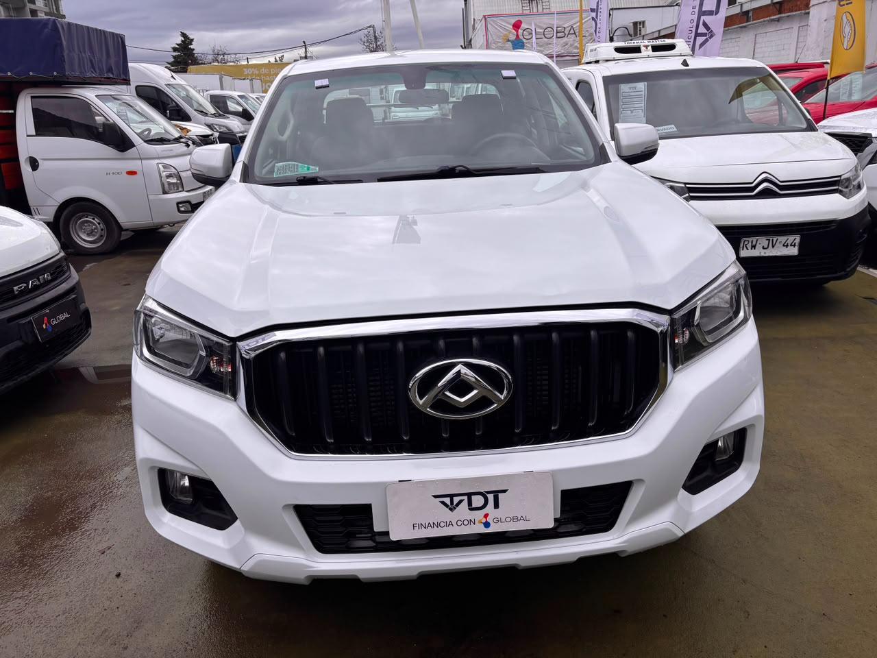 Maxus T60 — foto 2 de 8