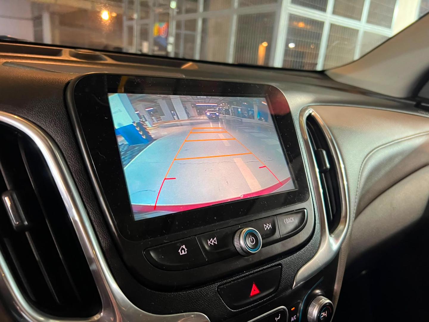 Chevrolet Equinox — foto 15 de 23