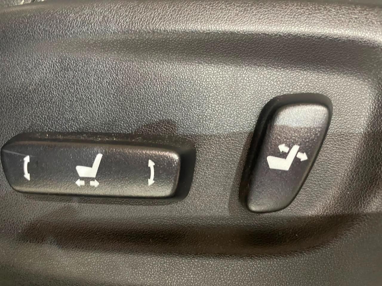 Toyota Land Cruiser Prado — foto 23 de 24