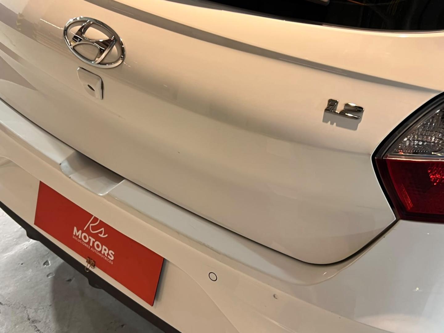 Hyundai Grand I10 — foto 7 de 20