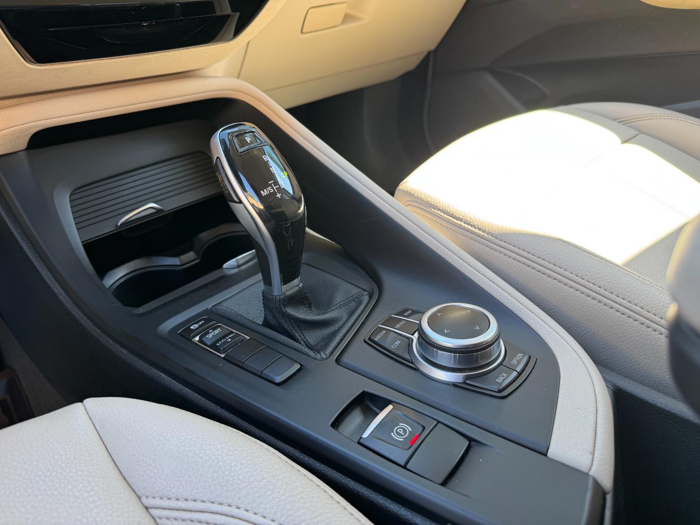 BMW X1 — foto 11 de 18