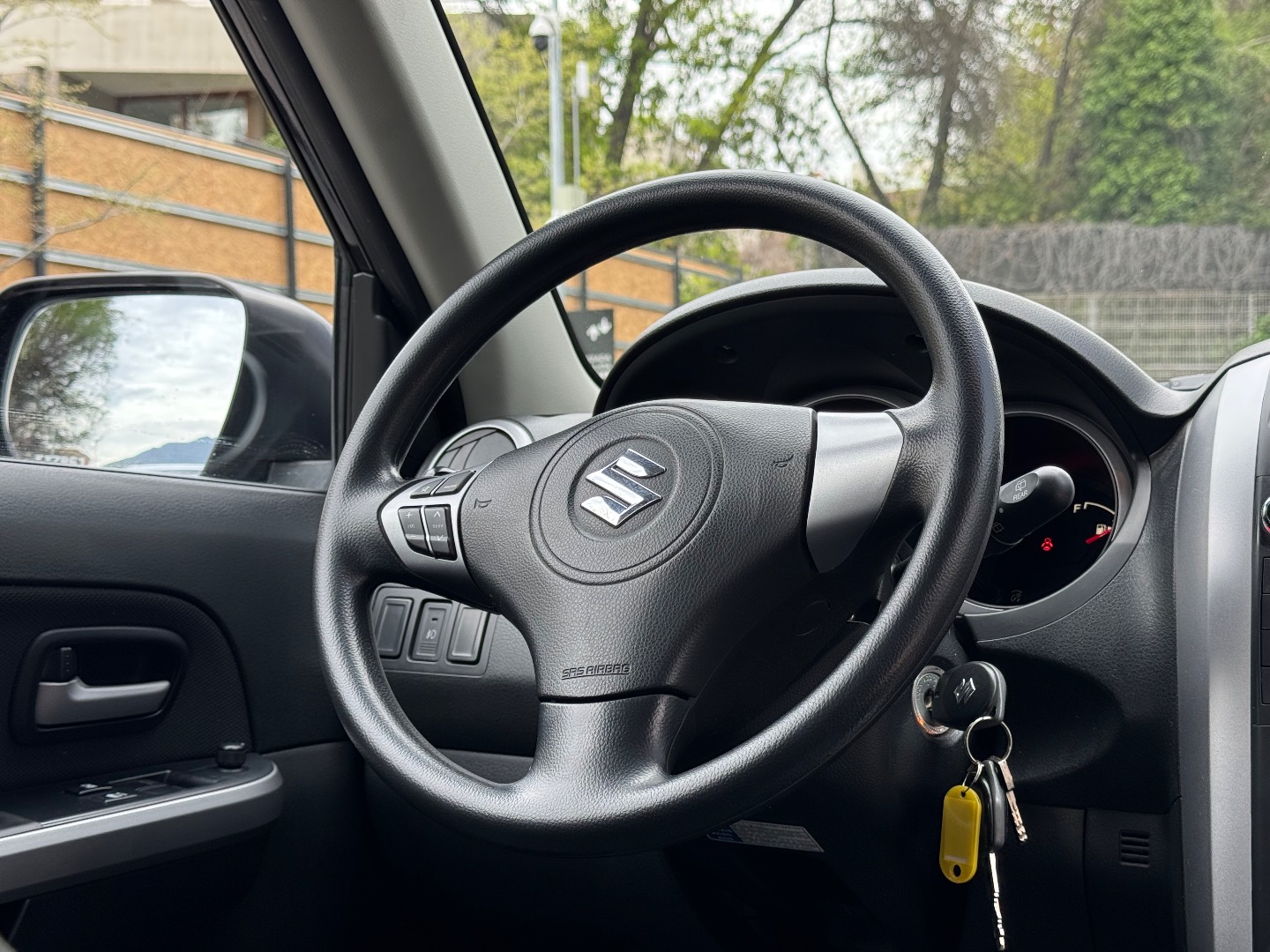 Suzuki Grand Vitara Glx2.4 — foto 14 de 19