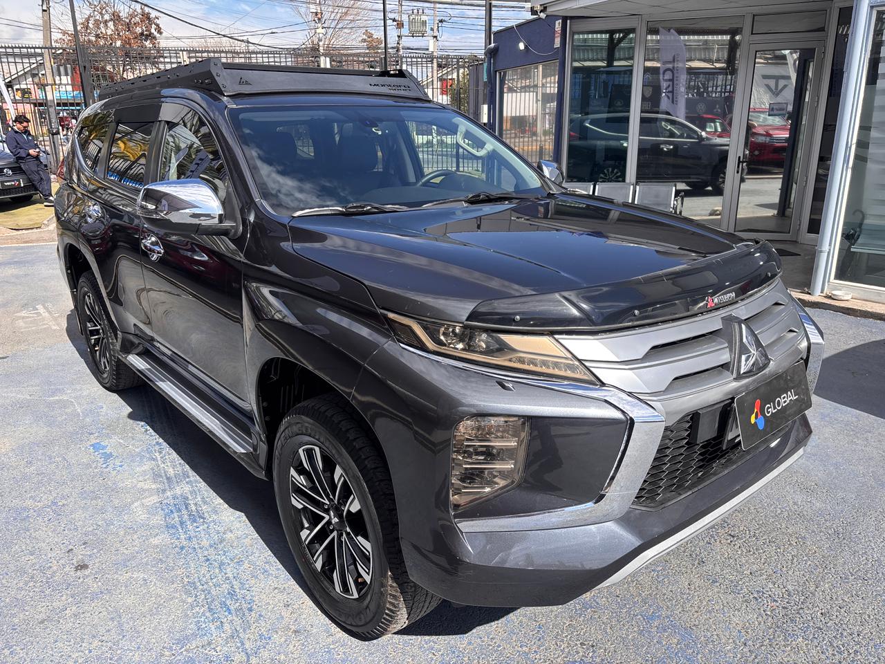 Mitsubishi Montero Sport — foto 3 de 8