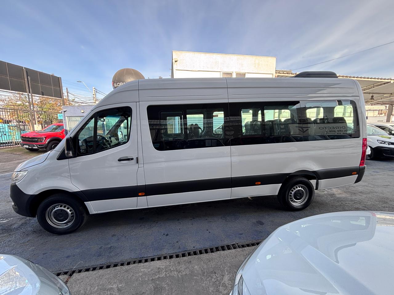 Mercedes-Benz Sprinter — foto 4 de 8