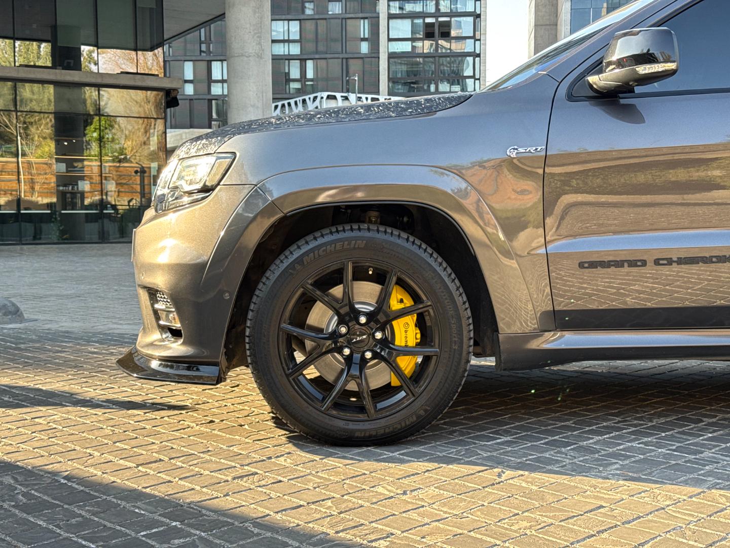 Jeep Grand Cherokee Srt🇺🇸 — foto 8 de 17