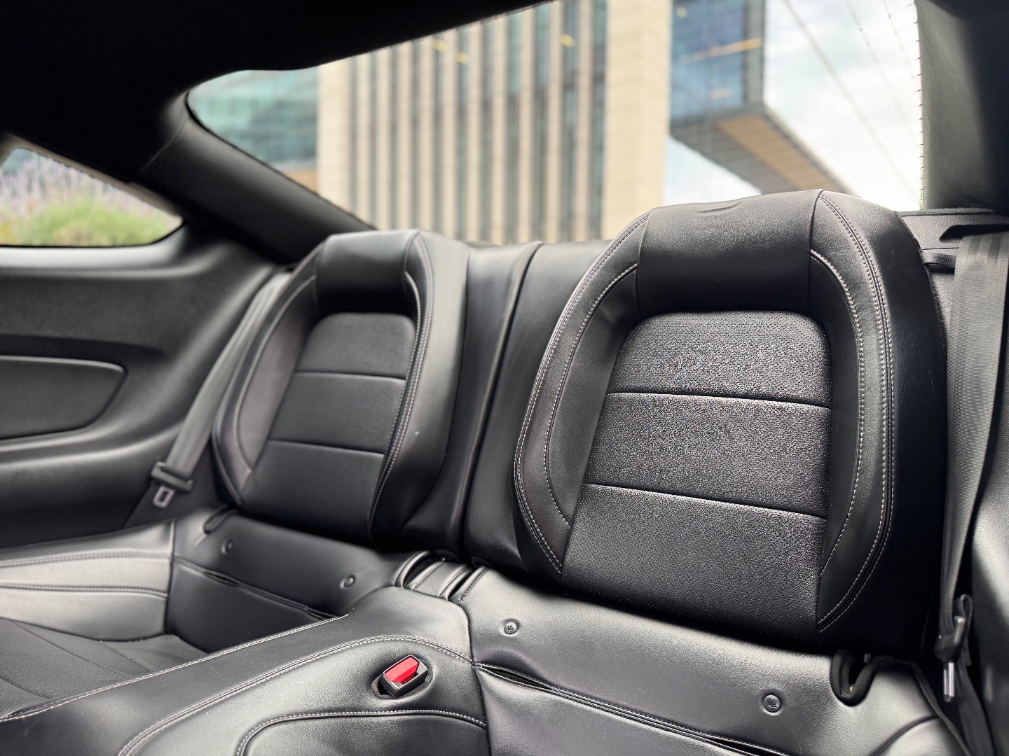 Ford Mustang — foto 19 de 19