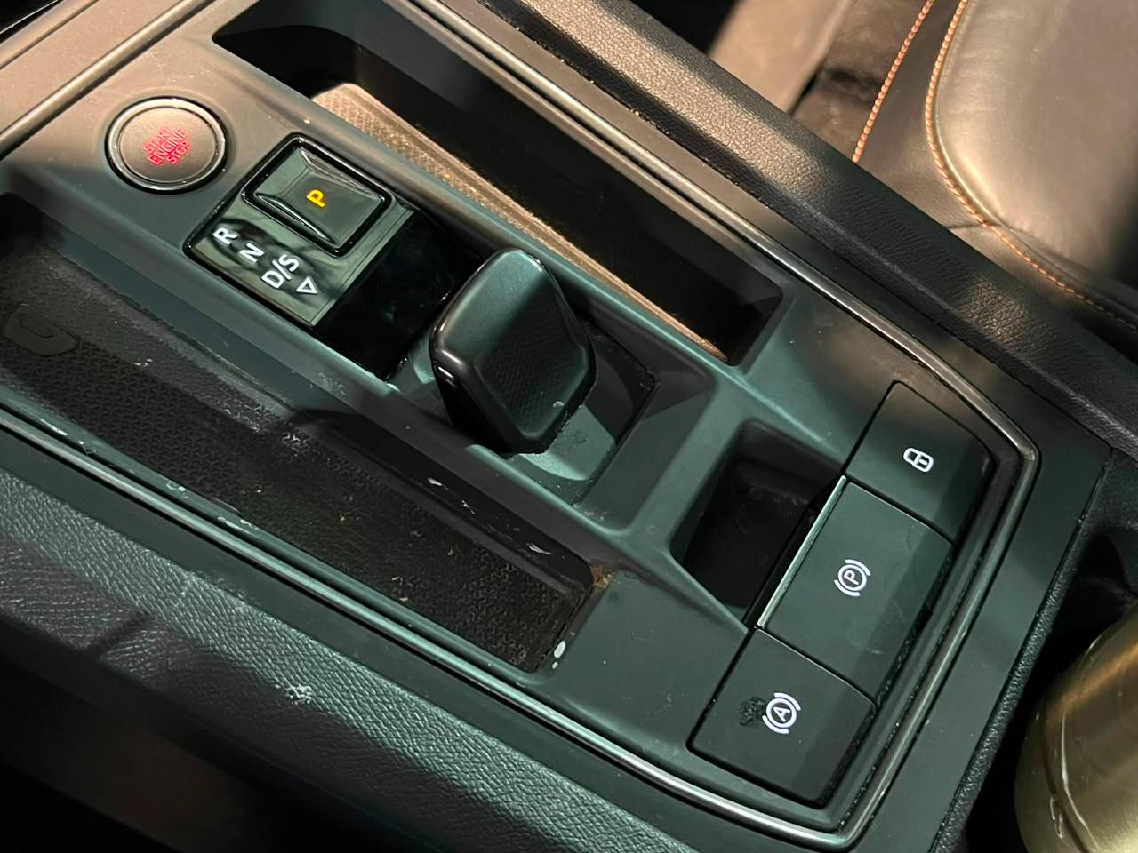 Cupra Leon — foto 16 de 21