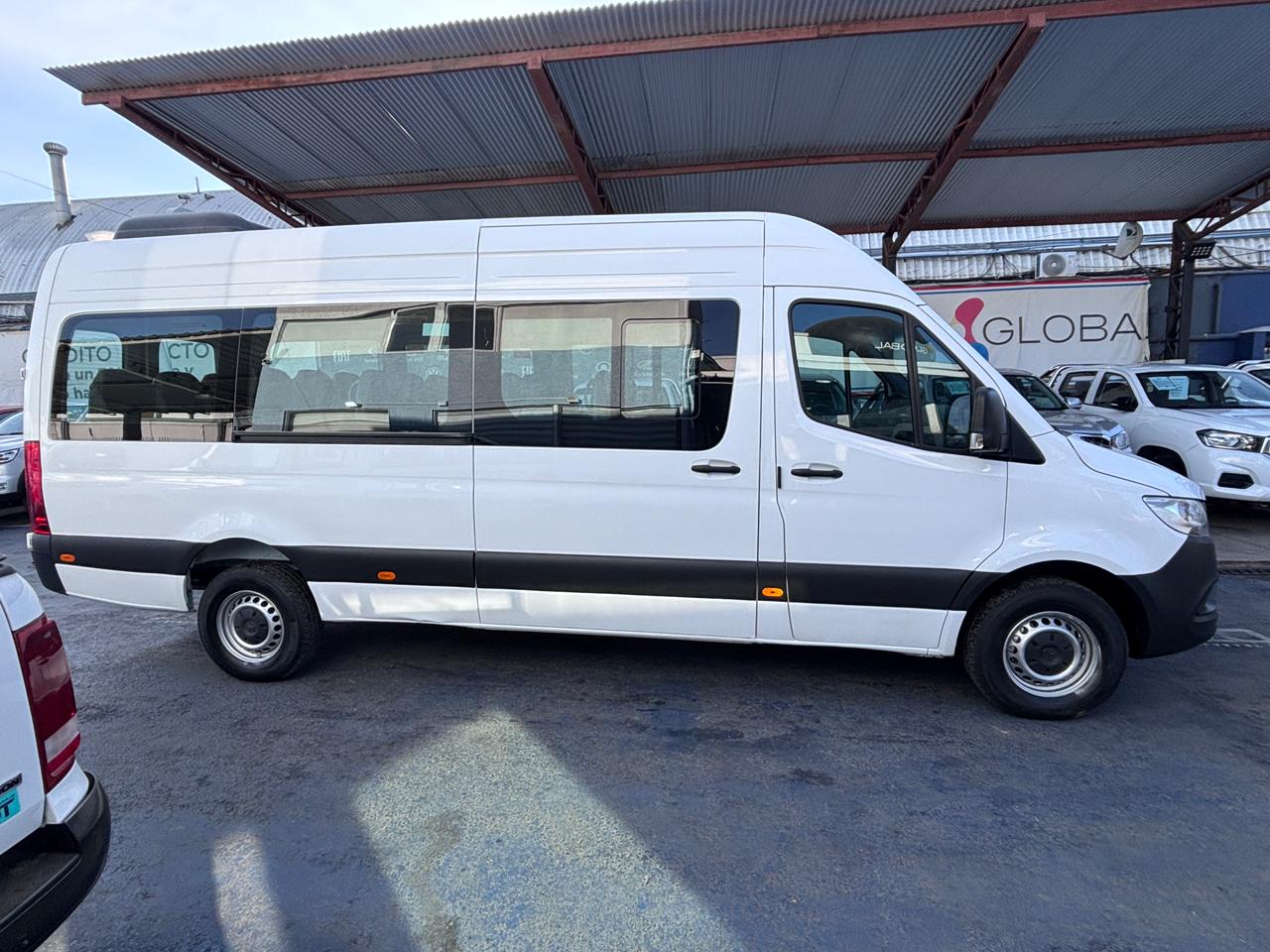 Mercedes-Benz Sprinter — foto 5 de 8