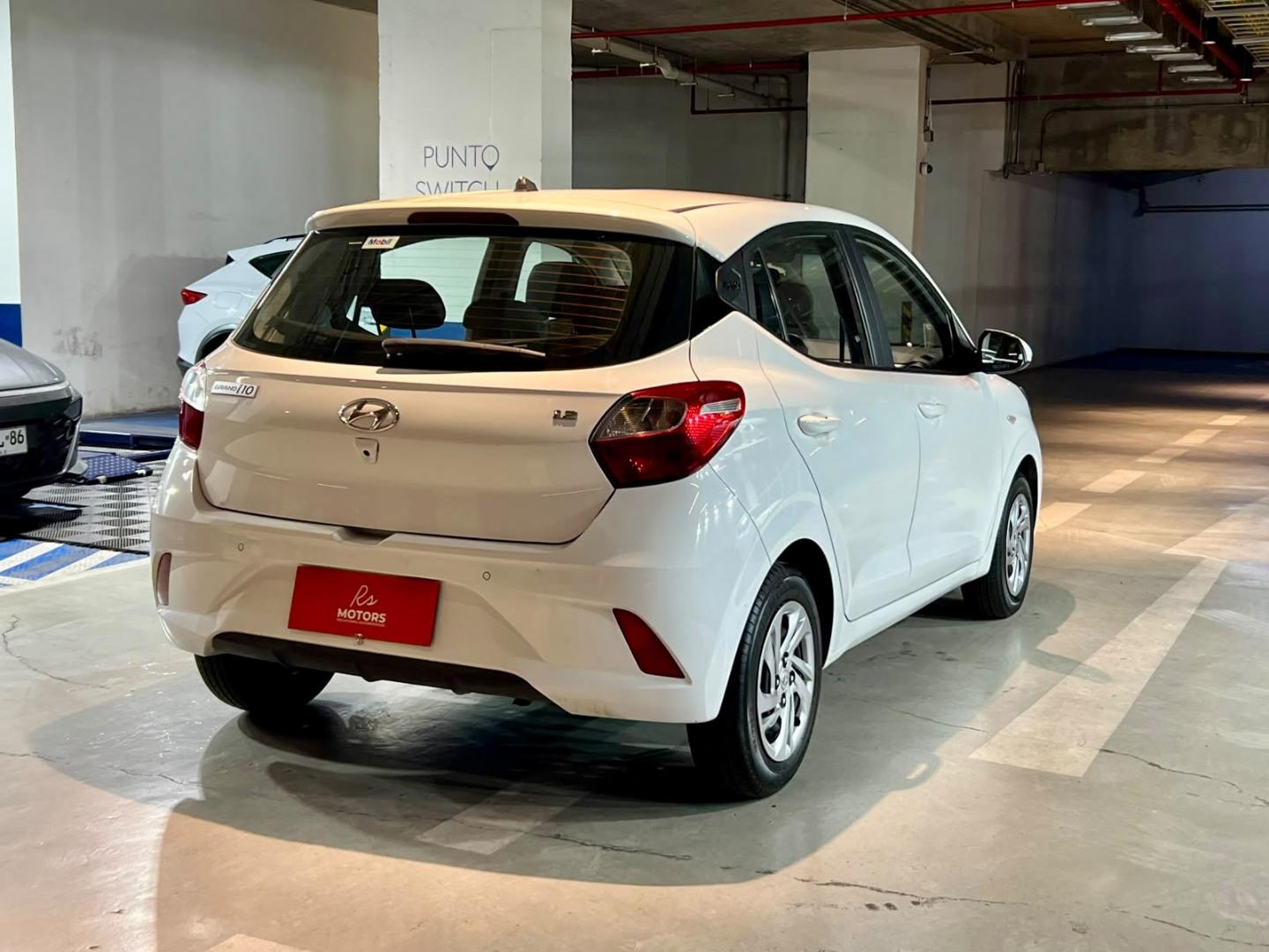 Hyundai Grand I10 — foto 4 de 20
