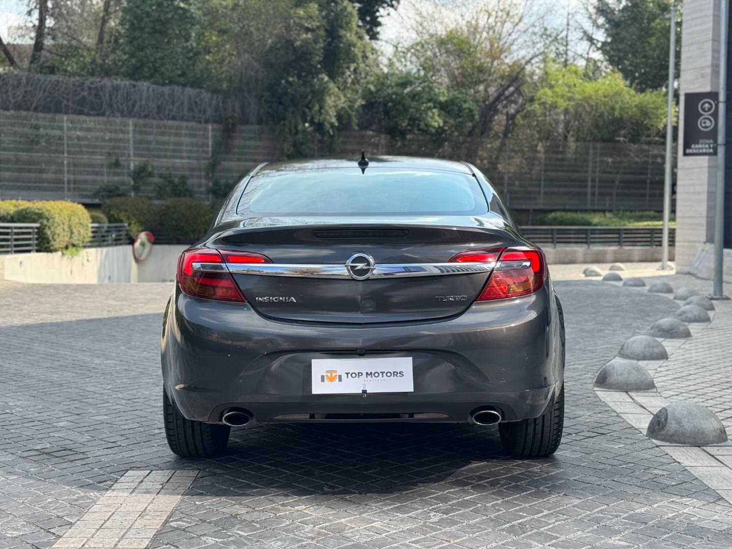Opel Insignia — foto 5 de 17