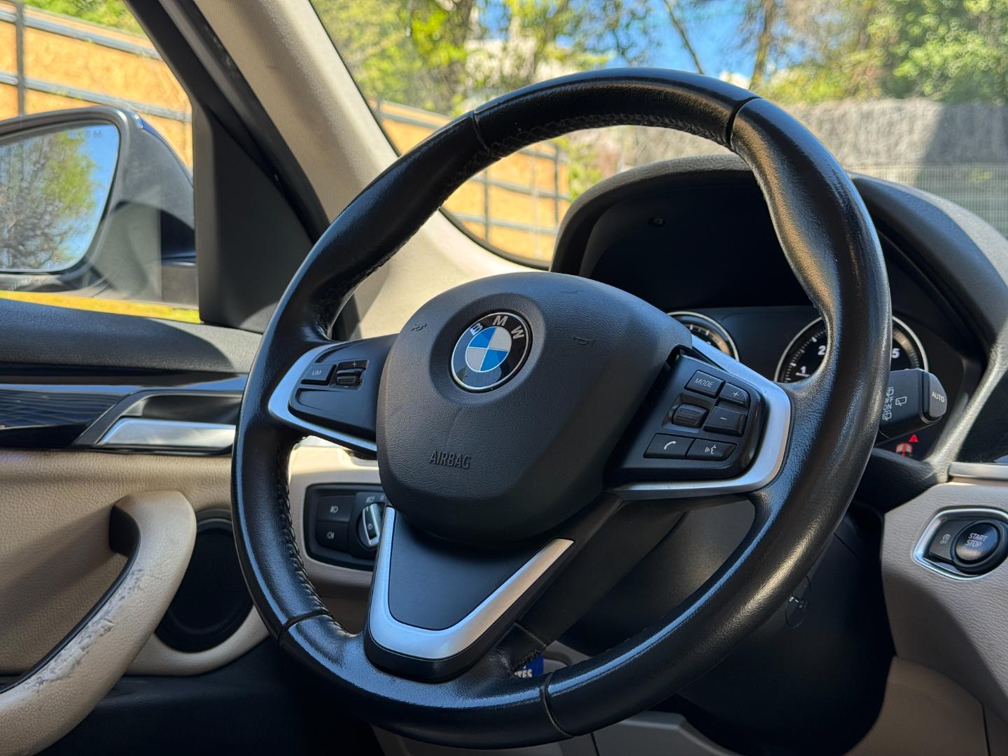 BMW X1 — foto 10 de 18