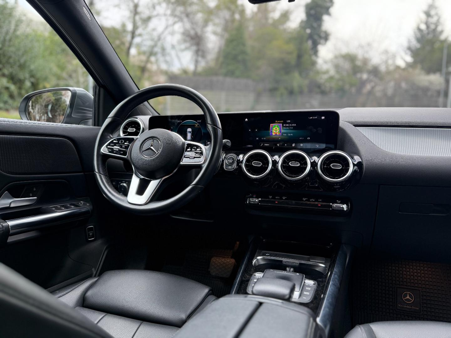 Mercedes-Benz Gla200 — foto 14 de 19