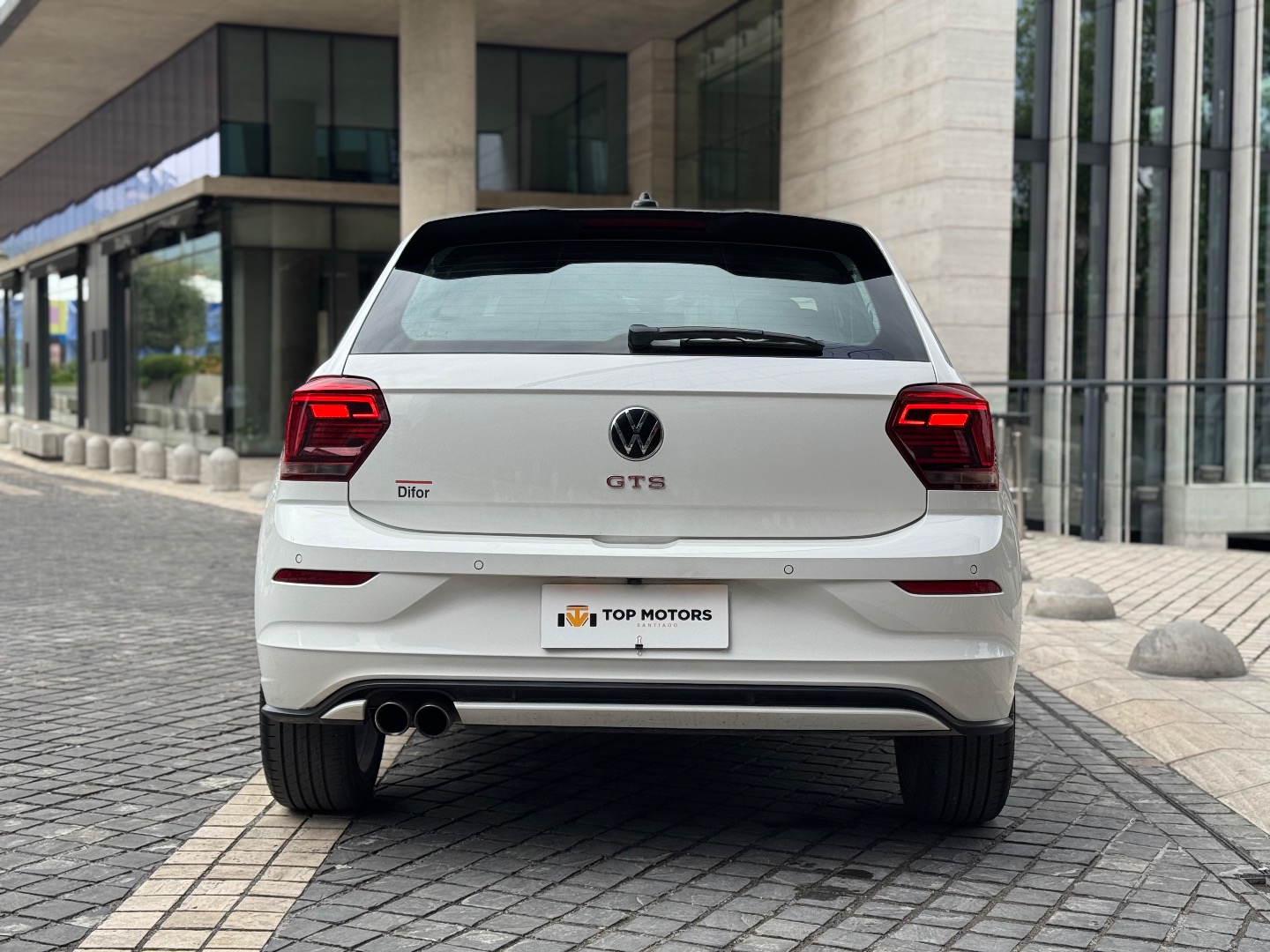 Volkswagen Polo — foto 5 de 19