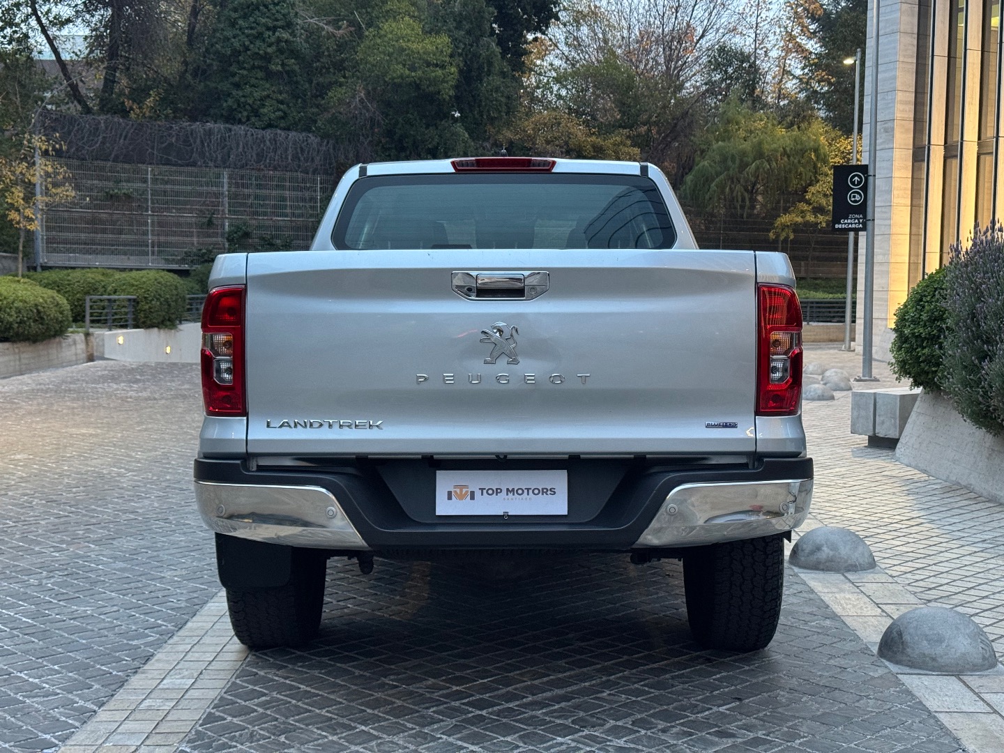 Peugeot Landtrek Active Bluehdi 180 — foto 5 de 18